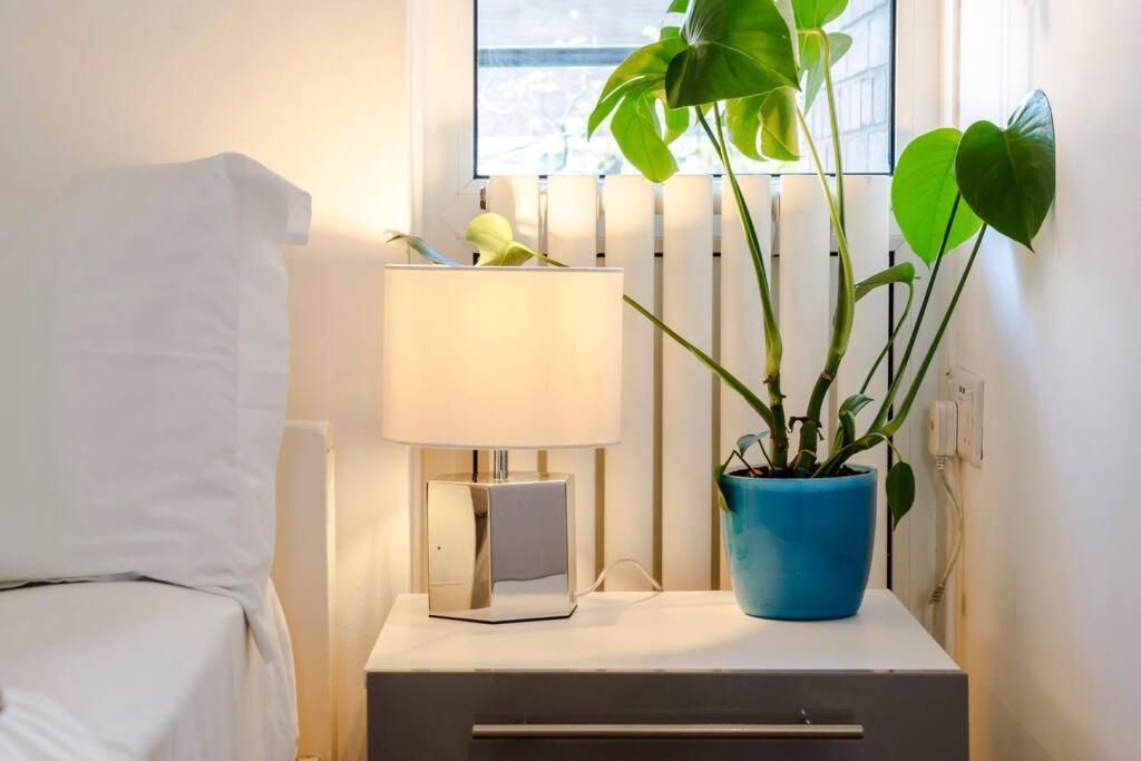 The Clarence, Central London Apartment W/ Wifi Exteriör bild