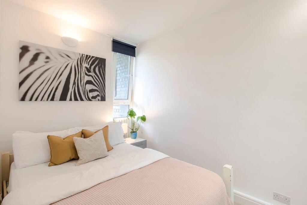 The Clarence, Central London Apartment W/ Wifi Exteriör bild